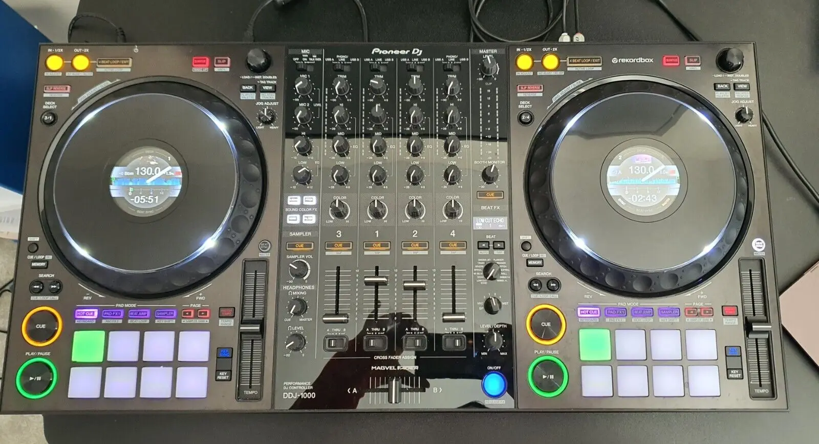 Suvine allahindlus 50%KUUM MÜÜK Pioneer DDJ 1000 DJ Controller - Rekordbox - väga heas Seisukorras